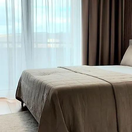 Prijemny Soho S Privat Parking Free, 5 Min Do Centra